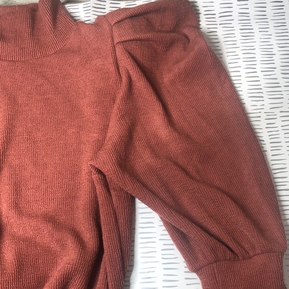 Express padded shoulders - Picture 6 of 9